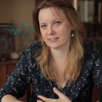 Anastasia Akhtyrskaya-Delpech - Иностранный язык - Преподаватели