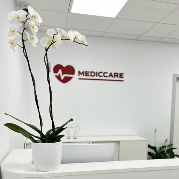 MedicCare  Здоровье и медицина:  Мануальная терапия, остеопатия и кинезиология  Чехия (Прага, Прага)