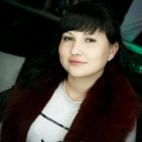 Яна Новаковская 